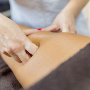 Masaje corporal anticelulítico